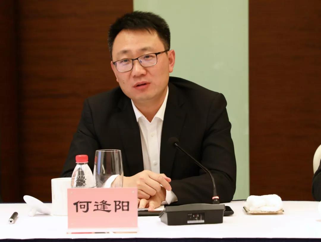 1544760015867851yEva.jpg 3.jpg